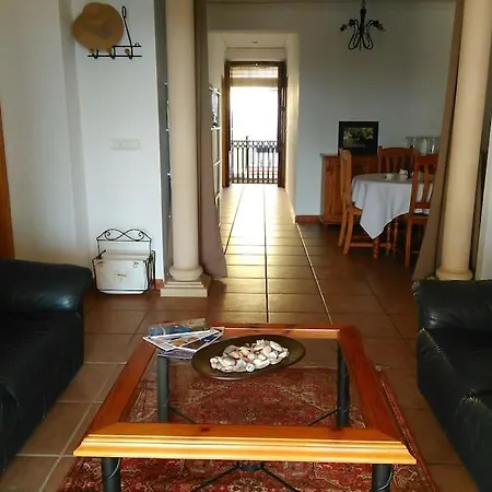 Acogedora Casa De Pueblo En - Alicante Alma Ferienhaus